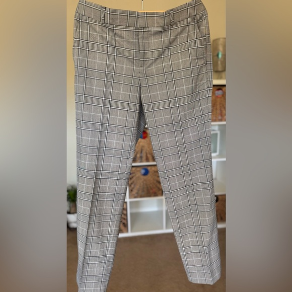 Banana Republic Pants - Banana Republic Ryan Fit Plaid